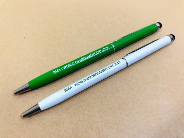 สกรีนปากกา Pen BMA WORLD ENVIROMENT DAY 2019 | รับสกรีนโลโก้ ราคาถูก ไม่มีขั้นต่ำ 1 ชิ้นก็ทำได้