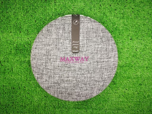 สกรีนลําโพงบลูทูธ MAXWAY | รับสกรีนโลโก้ ราคาถูก ไม่มีขั้นต่ำ 1 ชิ้นก็ทำได้