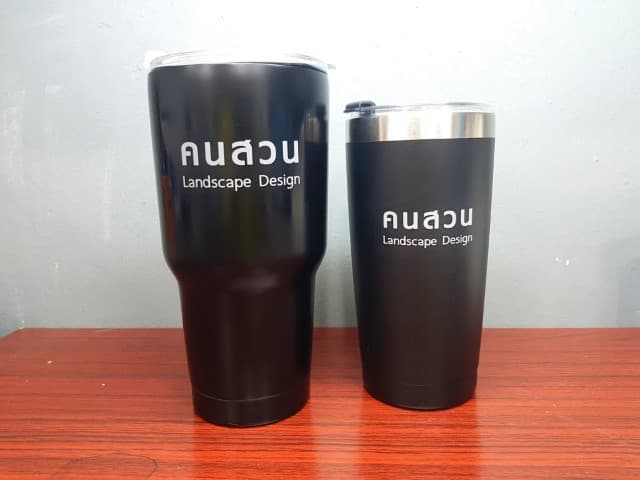 สกรีนแก้ว YETI โลโก้ คนสวน | รับสกรีนโลโก้ ราคาถูก งานด่วน ไม่มีขั้นต่ำ