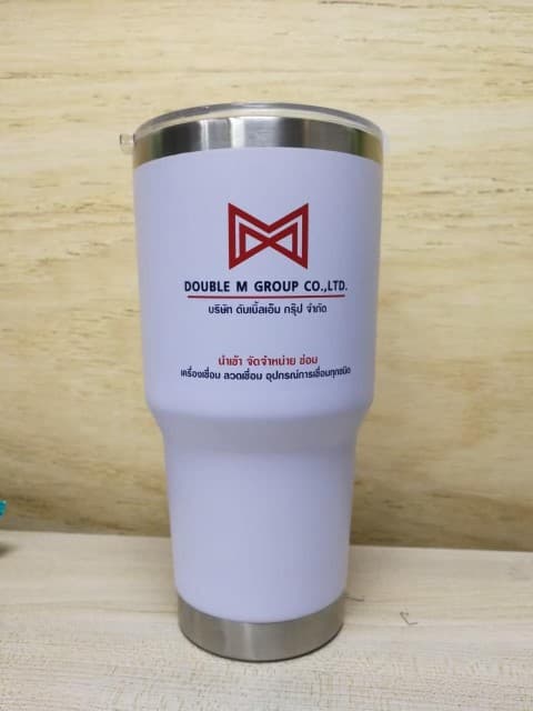 สกรีนแก้ว YETI โลโก้ DOUBLE M GROUP | รับสกรีนโลโก้ ราคาถูก งานด่วน ไม่มีขั้นต่ำ