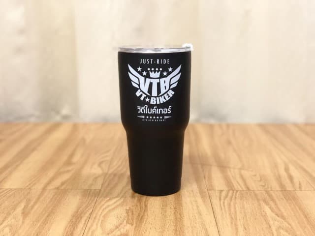 สกรีนแก้ว YETI โลโก้ KTB VT BIKER | รับสกรีนโลโก้ ราคาถูก งานด่วน ไม่มีขั้นต่ำ